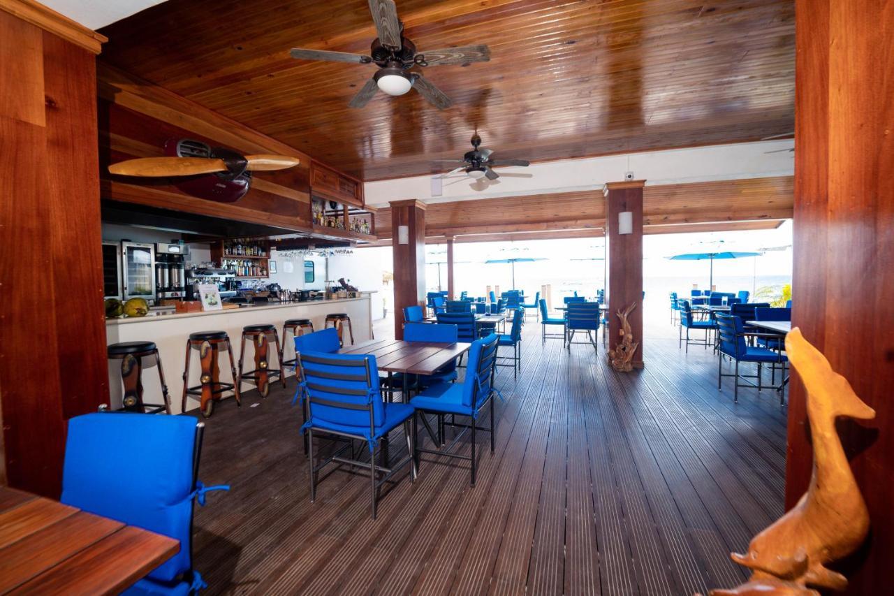 נגריל Blue Skies Beach Resort מראה חיצוני תמונה