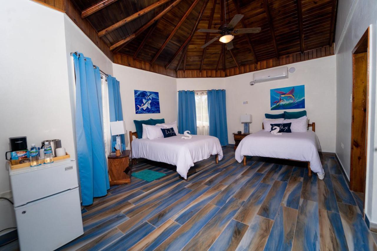 נגריל Blue Skies Beach Resort מראה חיצוני תמונה