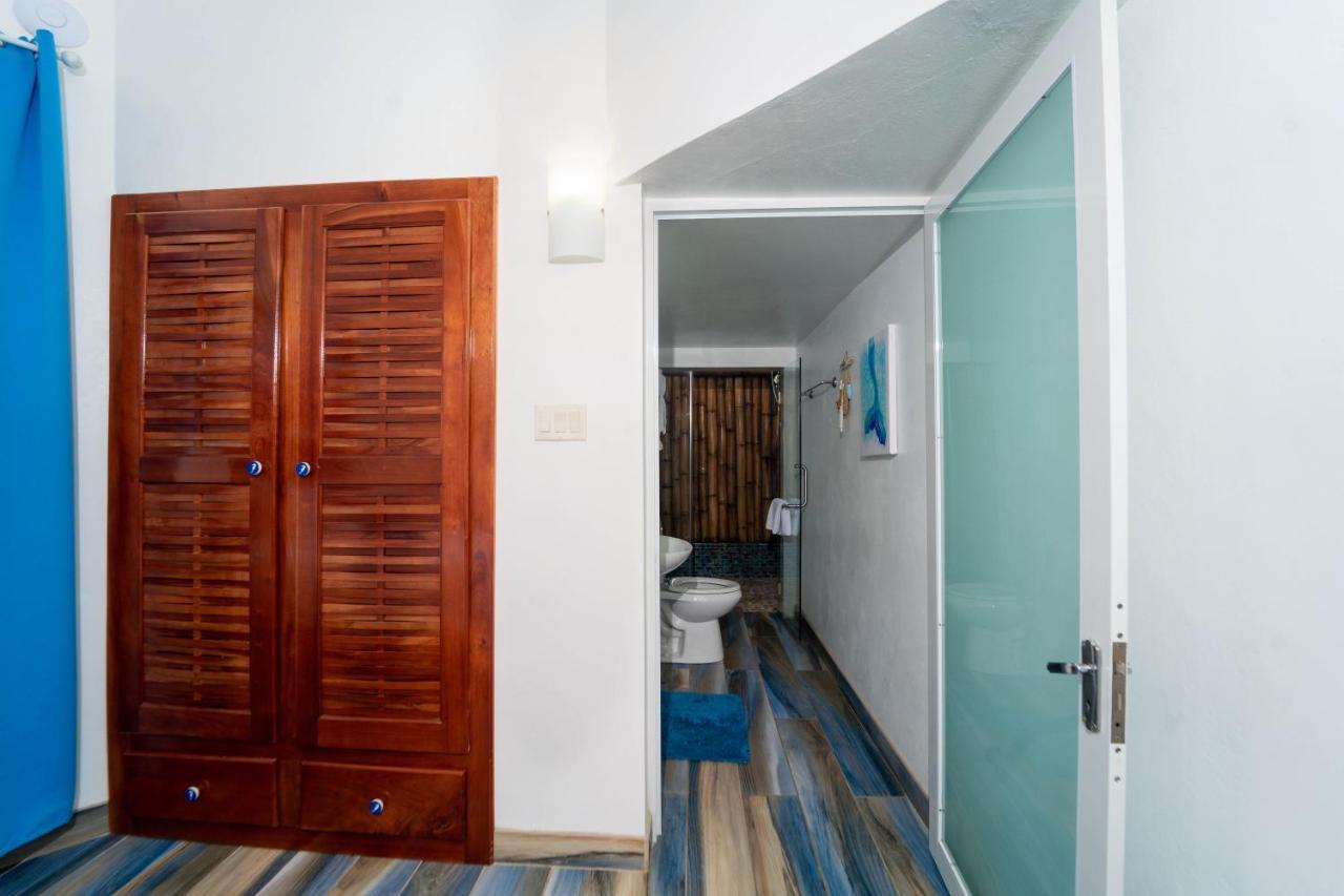 נגריל Blue Skies Beach Resort מראה חיצוני תמונה